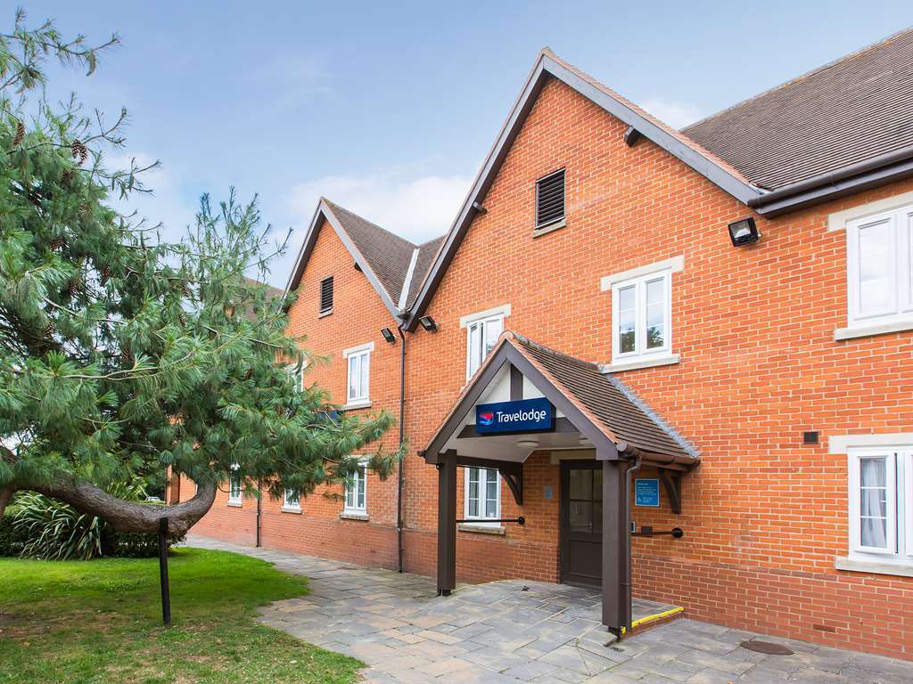 Travelodge Basildon Wickford Extérieur photo
